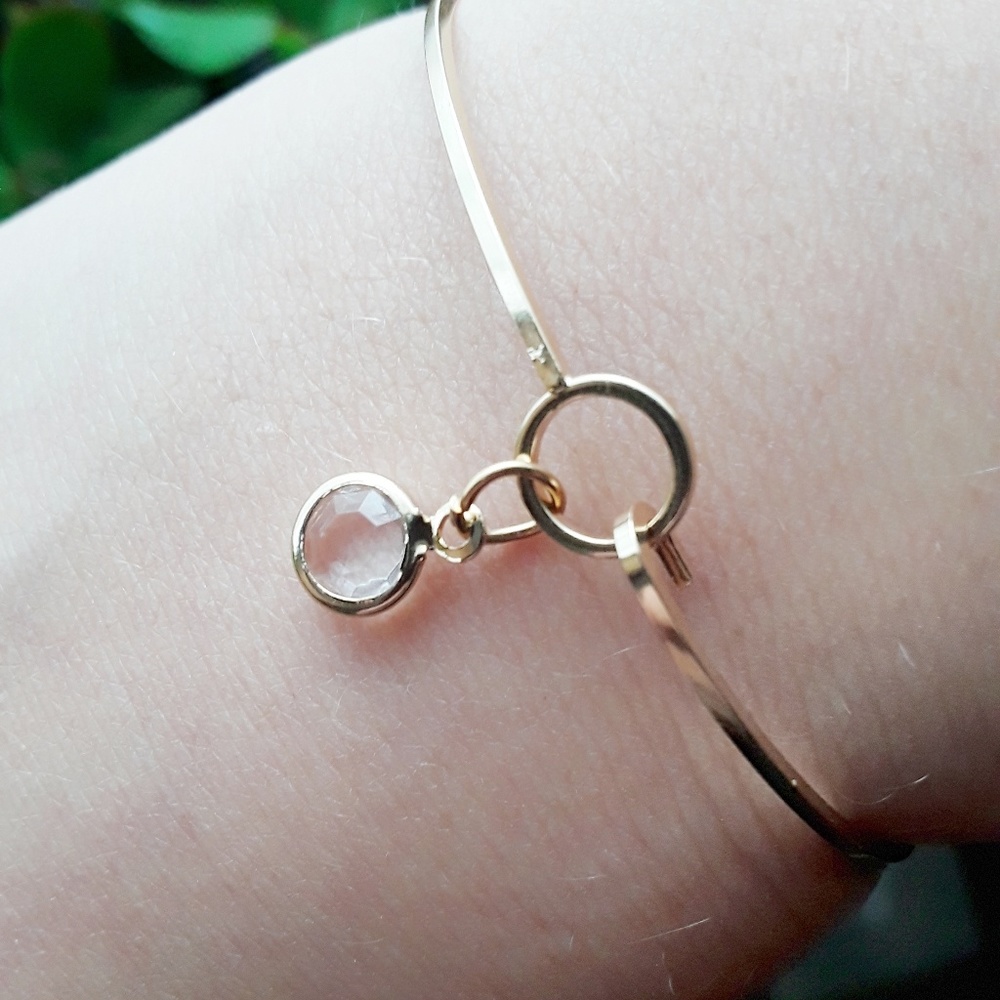 Simple Gold Crystal Pendant Bracelet